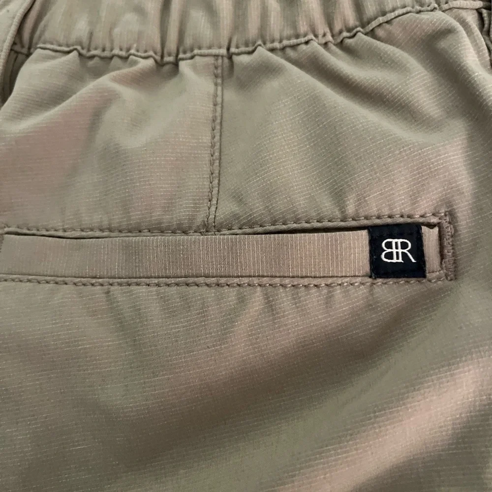 Banana Republic men’s golf shorts size 32